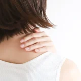 肩こり診断！なで肩・いかり肩あなたはどっち？