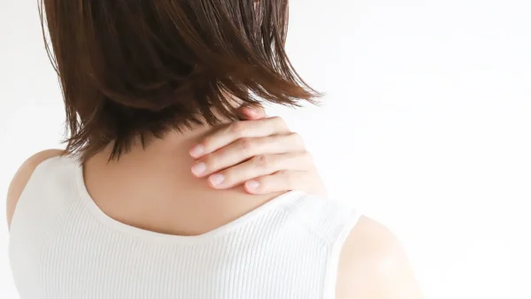 肩こり診断！なで肩・いかり肩あなたはどっち？