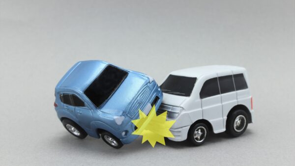 交通事故のむちうち・ケガでお悩みの方へ｜自賠責保険適用と適切な施術について